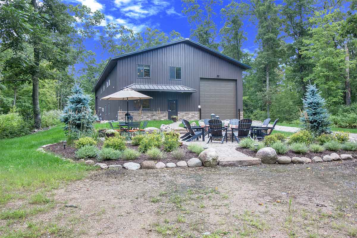 Cross Lake MN Roberts Residential Post Frame Home 001