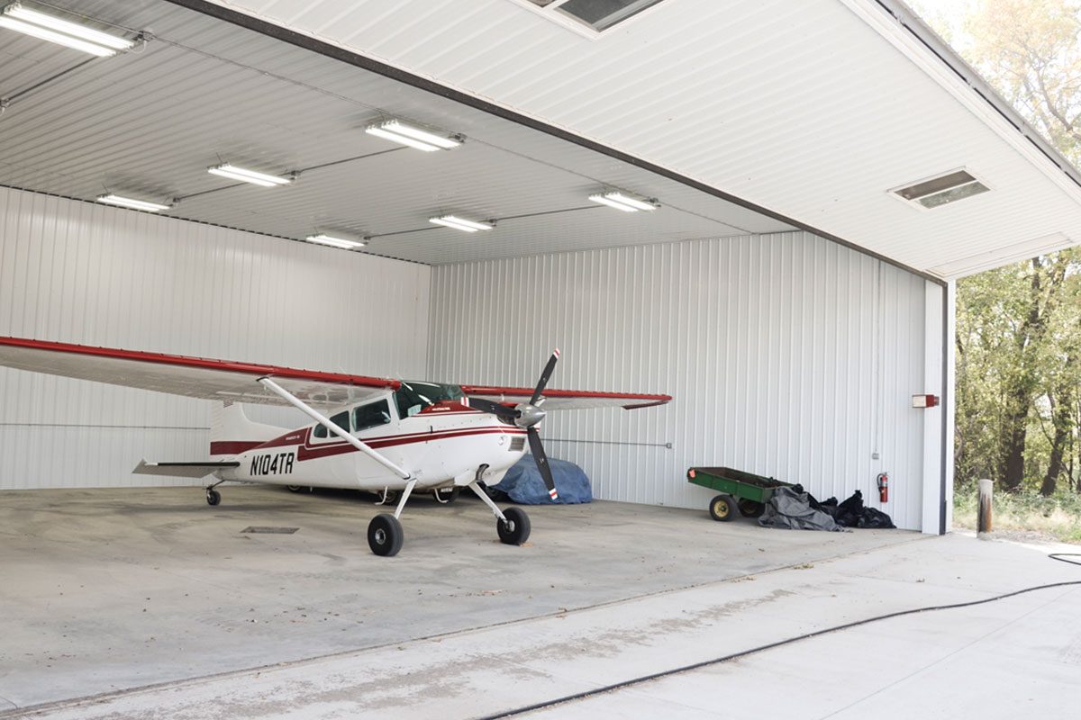 Olivia MN Revier Commercial Airplane Hangar Post Frame 004