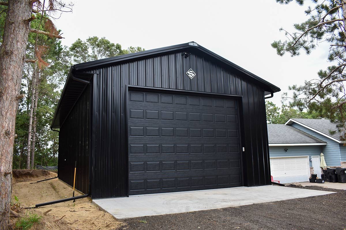 Rockys Race Shop Big Lake MN Residential Post Frame Garage 1