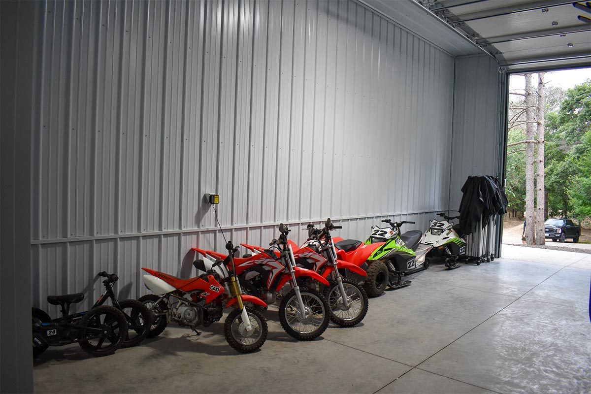 Rockys Race Shop Big Lake MN Residential Post Frame Garage 7